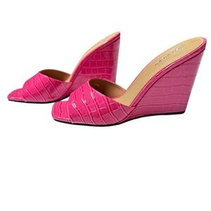 Lisa Vicky Adore-V Hot Pink Croc Patent Wedge Mules - Size 9